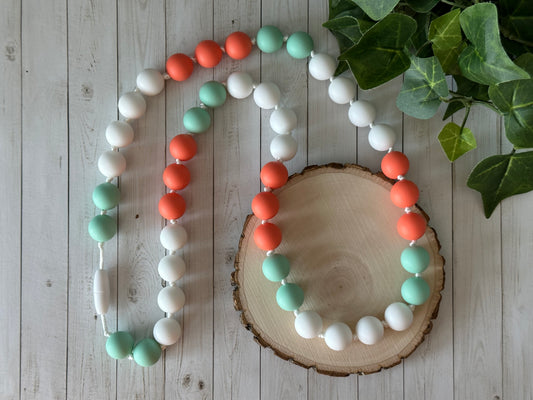 Nursing Necklace - Salmon & Mint